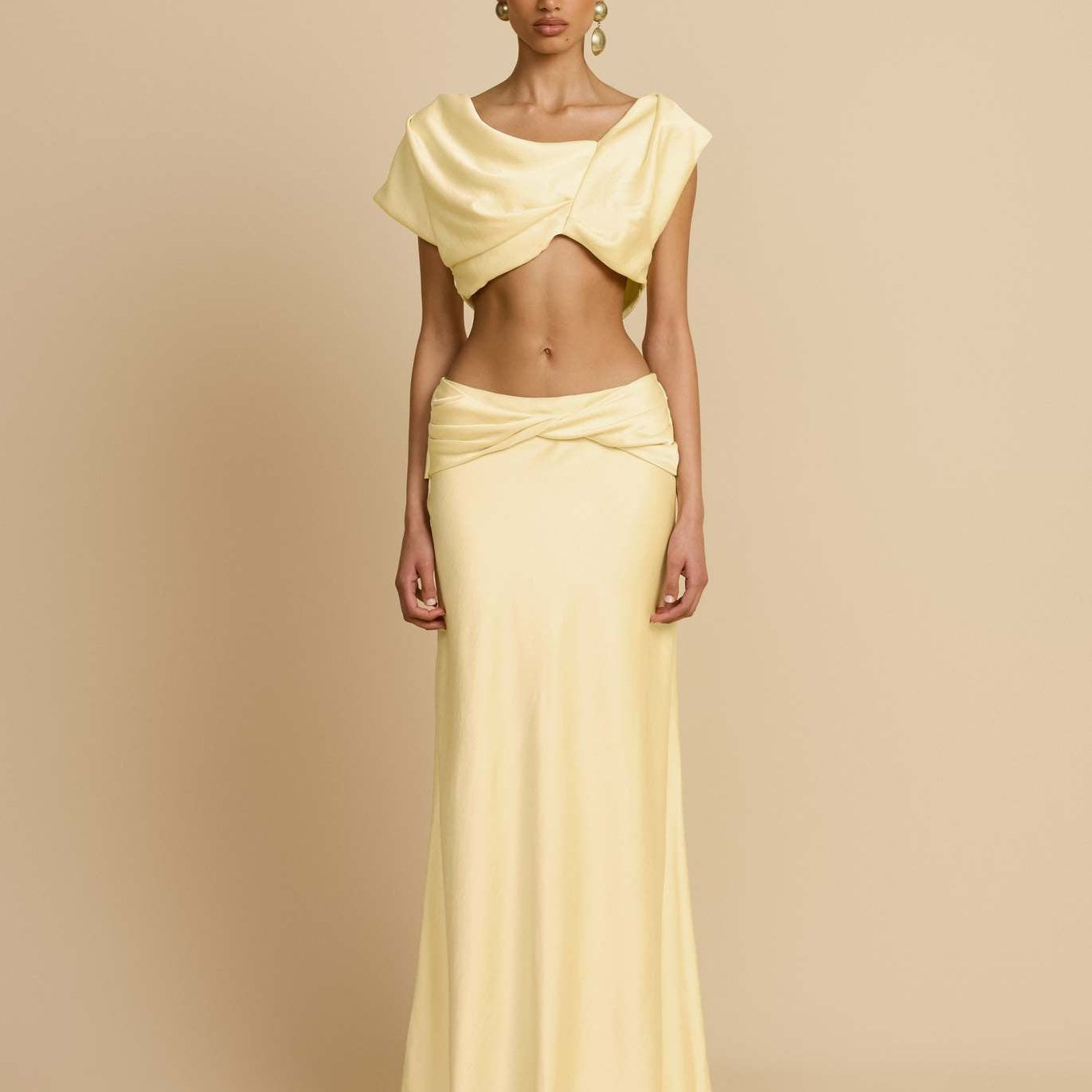 Ensemble Satiné Deux Pièces Jupe Longue Élégante