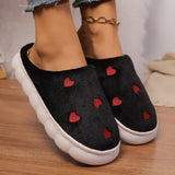 Chaussons Fourrés à Motifs Cœur