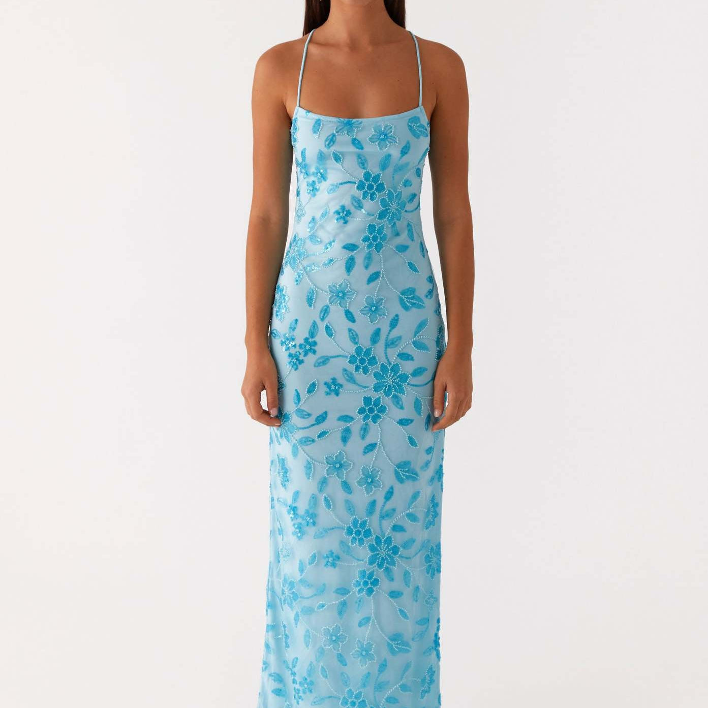 Robe Longue Fleurie Satinée à Fente Élégante