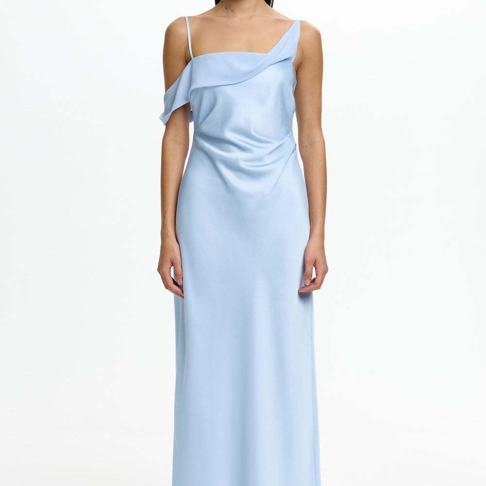Robe Longue Asymétrique Satinée Élégance Minimaliste