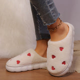 Chaussons Fourrés à Motifs Cœur