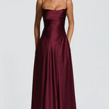Robe Longue Satinée Dos Lacé Élégance Intemporelle