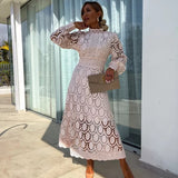 Robe Maxi Dentelle Ajourée Manches Bouffantes Élégance