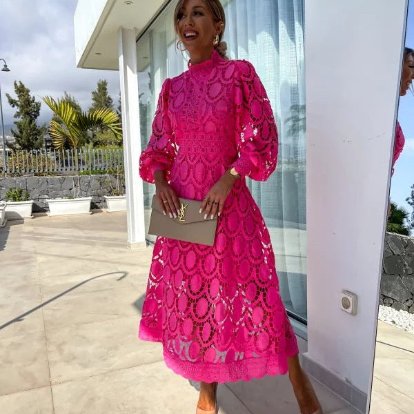 Robe Maxi Dentelle Ajourée Manches Bouffantes Élégance