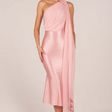 Robe Midi Satinée Asymétrique avec Écharpe Élégante