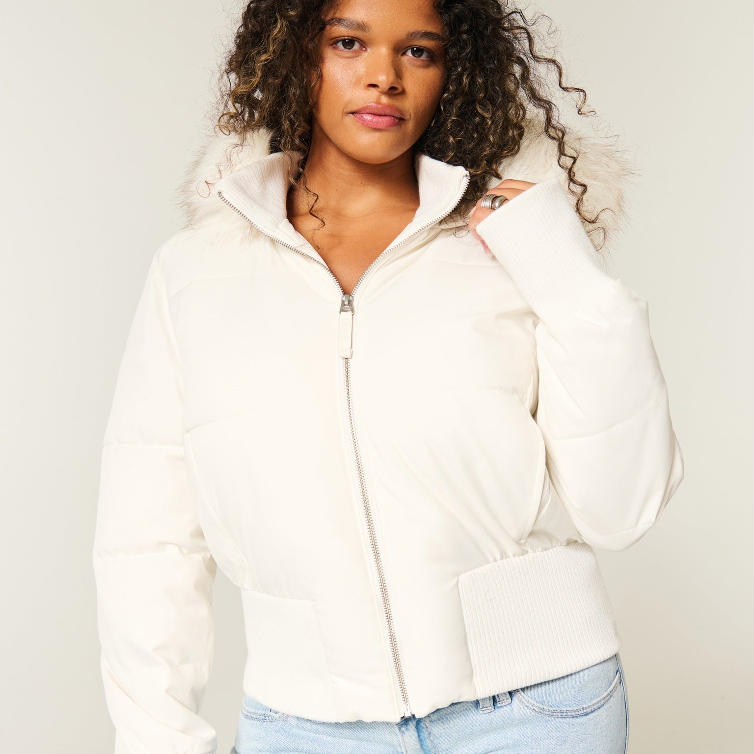 Émilie | Veste d’Hiver Matelassée avec Capuche Amovible