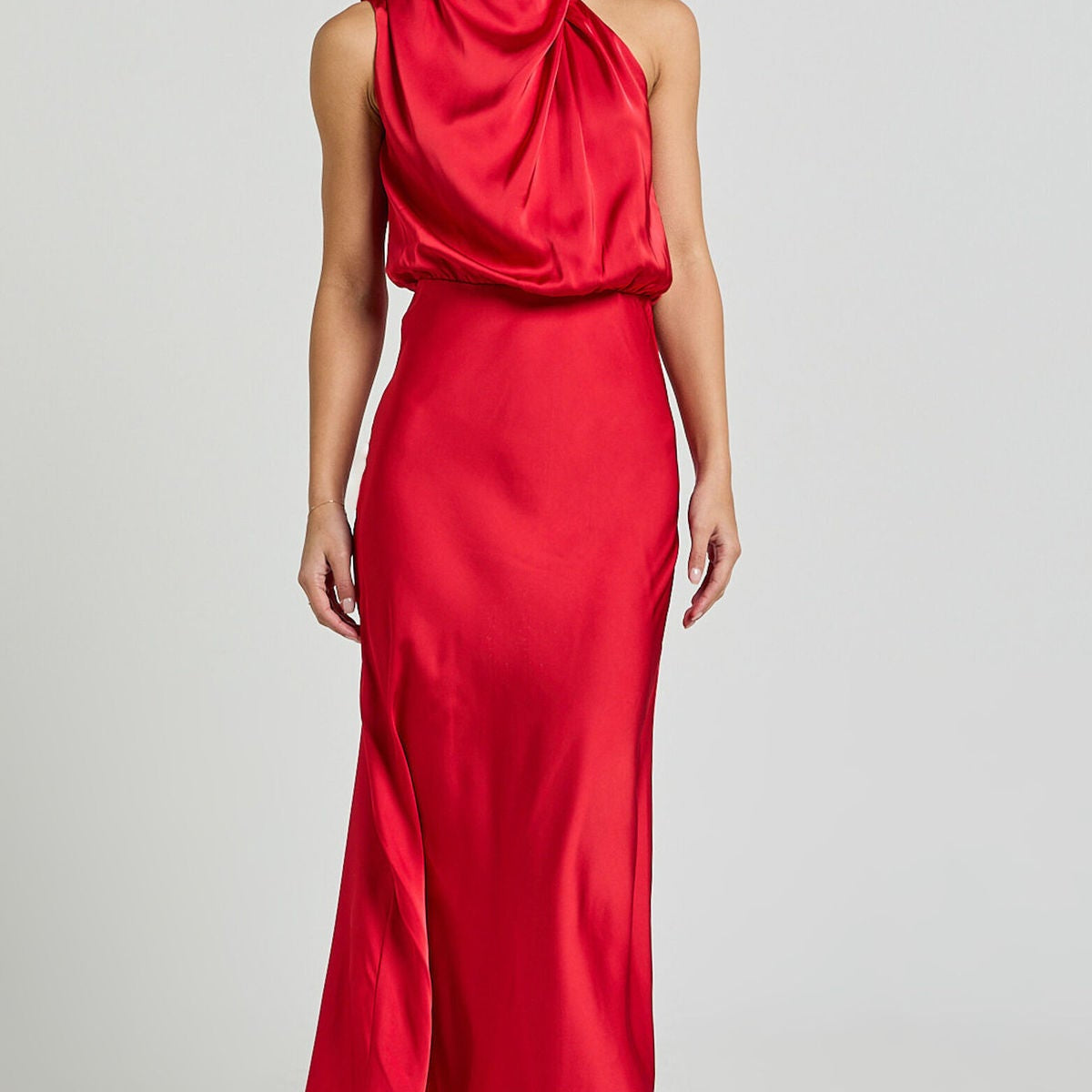 Robe Midi Satinée Col Drapé Élégance Moderne