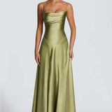 Robe Longue Satinée Dos Lacé Élégance Intemporelle