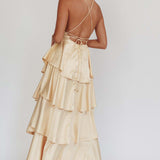 Robe Longue Volants Superposés Décolleté Plongeant