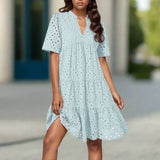 Robe Courte Évasée à Broderie Ajourée