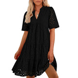 Robe Courte Évasée à Broderie Ajourée