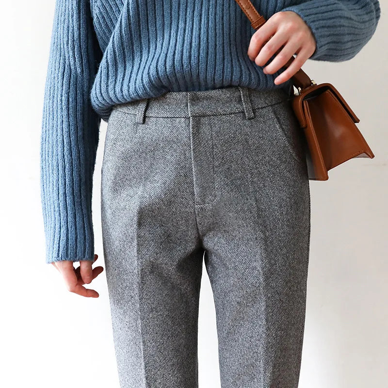 Pantalon Élégant Taille Haute Coupe Structurée Confort Chic