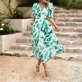 Robe Midi Fleurie à Fente et Manches Courtes