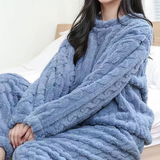 Ensemble pyjama femme en polaire à manches longues