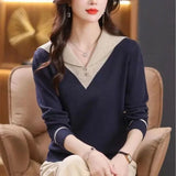 Pull Femme Col V Contrasté – Élégance Chic Moderne