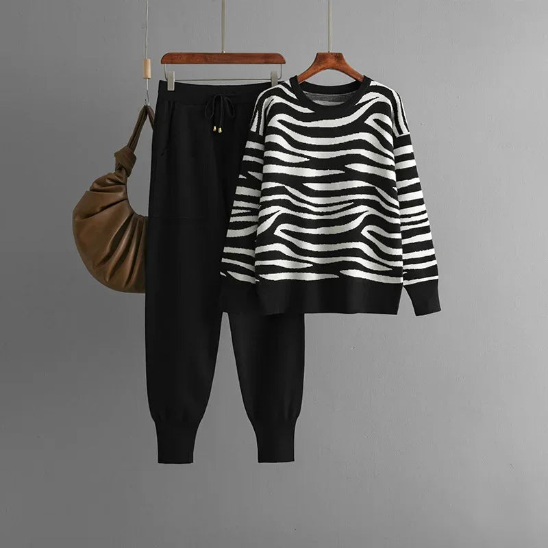 Ensemble Femme Pull Rayé et Pantalon Jogging Chic