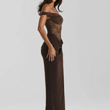 Robe Longue Dentelle Bardot Élégance Raffinée