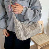 Sac bandoulière léger en nylon à sangle réglable