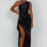 Robe Longue Satinée Asymétrique à Fente