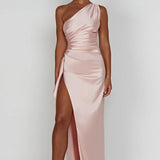 Robe Longue Satinée Asymétrique à Fente