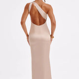 Robe Maxi Une Épaule Satinée Dos Nu Élégance