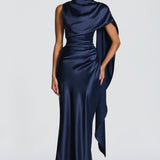 Robe Longue Satinée Drapée avec Écharpe Élégante