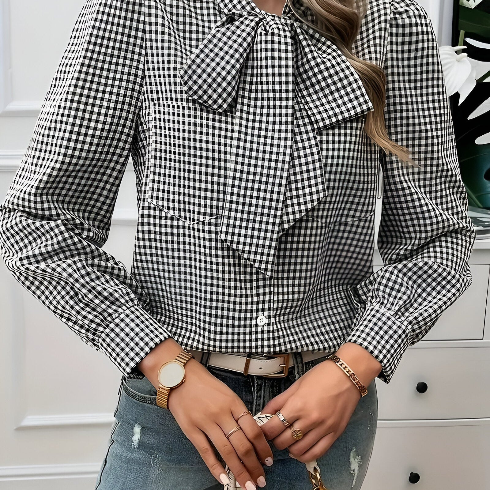 Chemise Nœud Col Motif Carreaux Élégance Féminine