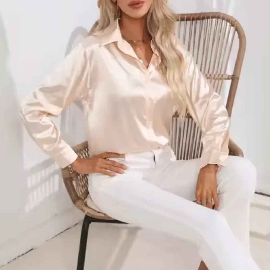 Chemise Satinée Fluide Élégance Intemporelle