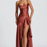 Robe Longue Satinée à Volants Asymétriques