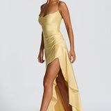 Robe Longue Satinée à Volants Asymétriques