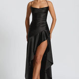 Robe Longue Satinée à Volants Asymétriques