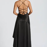 Robe Longue Satinée à Volants Asymétriques