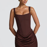 Robe Courte Ajustée à Encolure Carrée