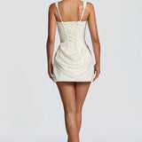 Robe Courte Ajustée à Encolure Carrée