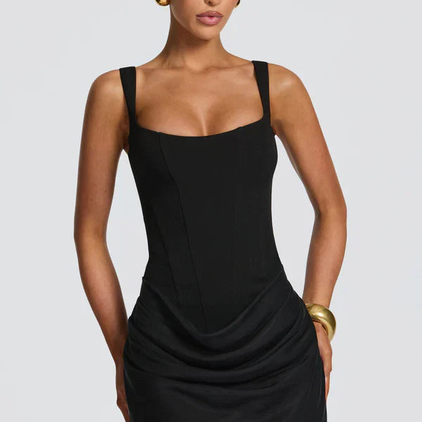 Robe Courte Ajustée à Encolure Carrée