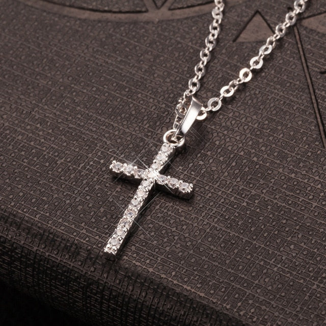Collier Femme Pendentif Croix Réglable en Zircon