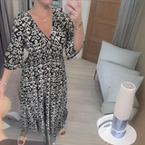 Robe Midi Imprimée à Col V et Manches Courtes