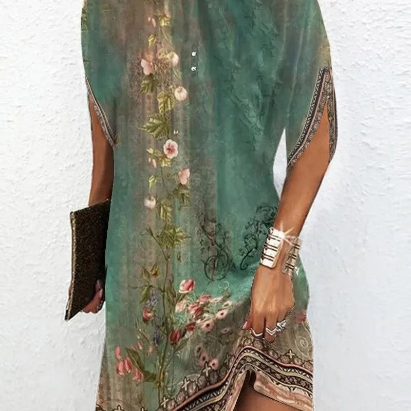 Robe Courte Drapée Col Haut Manches Chauve Souris Élégance Moderne