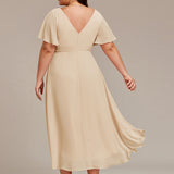 Robe midi portefeuille plissée à manches volantées