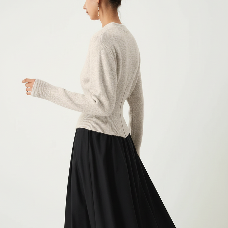 Pull à col rond coupe confortable et extensible