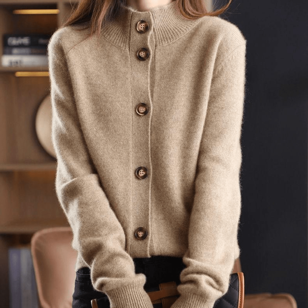 Cardigan Femme Boutonné Maille Douce – Élégance Intemporelle