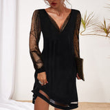 Robe Courte Noire Voilage Manches Transparentes Élégance