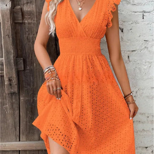 Robe Midi Brodée à Col V