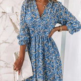 Robe Courte Fleurie à Col V