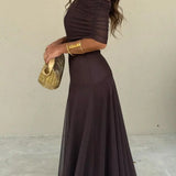 Robe longue plissée asymétrique une épaule femme