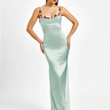 Robe Longue Satinée à Bretelles Fleuries