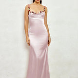 Robe Longue Satinée à Bretelles Fleuries