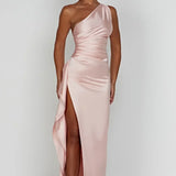 Robe Longue Asymétrique Satinée à Fente
