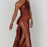 Robe Longue Asymétrique Satinée à Fente