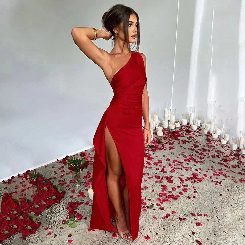 Robe Longue Asymétrique Satinée à Fente
